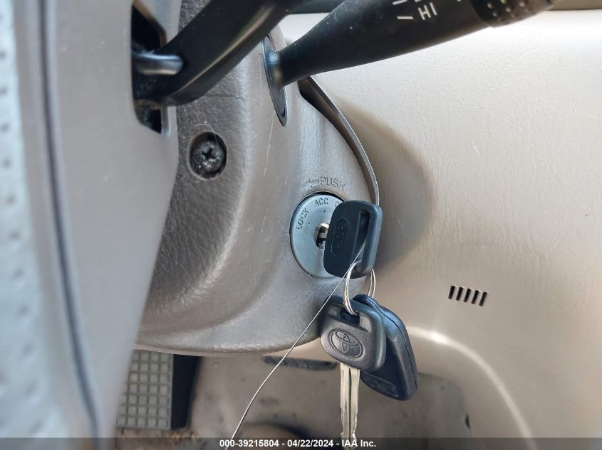 2004 Toyota Corolla Le VIN: 2T1BR38E44C303228 Lot: 39215804