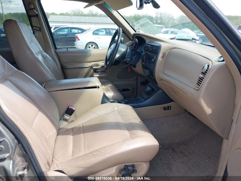 1999 Ford Explorer Eddie Bauer/Limited/Xlt VIN: 1FMDU34E7XZB38956 Lot: 39216036