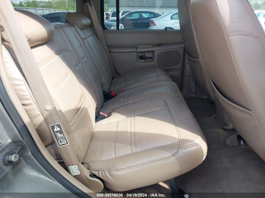 1999 Ford Explorer Eddie Bauer/Limited/Xlt VIN: 1FMDU34E7XZB38956 Lot: 39216036