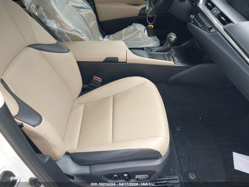 VIN 58ABZ1B13KU022231 2019 LEXUS ES 350