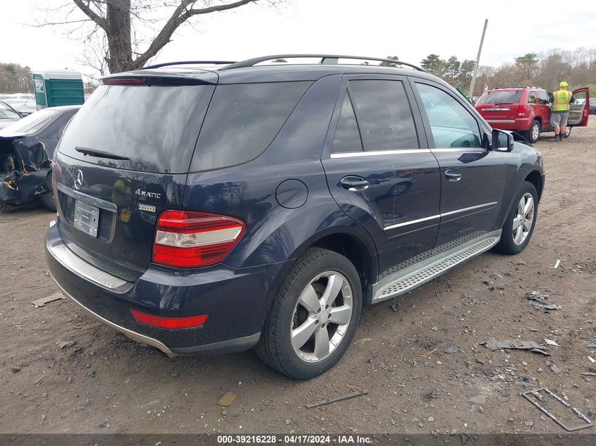 2011 Mercedes-Benz Ml 350 4Matic VIN: 4JGBB8GB2BA639790 Lot: 39216228