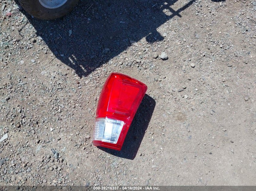 2017 TOYOTA TACOMA SR5 V6 - 3TMAZ5CN2HM052673