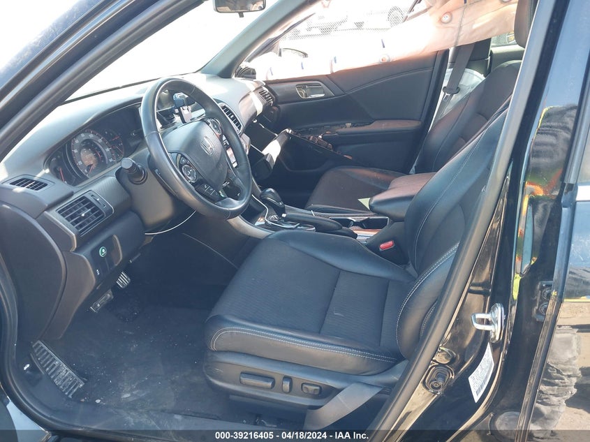 2017 HONDA ACCORD VIN: 1HGCR2F52HA296826