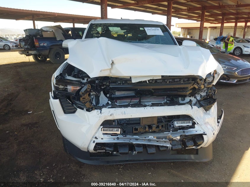 VIN 3TYKB5FN3RT002133 2024 TOYOTA TACOMA DOUBLE CAB/SR5/TRD SPORT