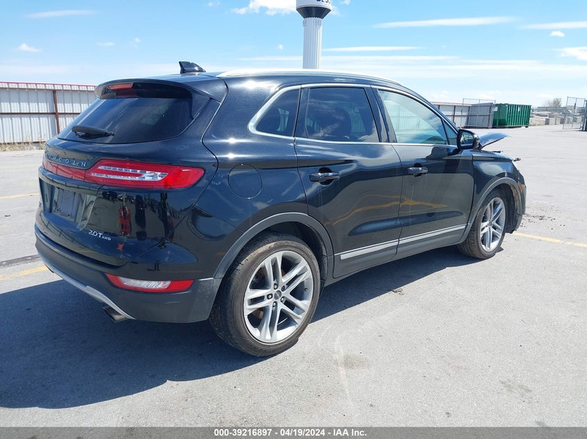 VIN 5LMCJ3D93HUL08975 2017 LINCOLN MKC RESERVE