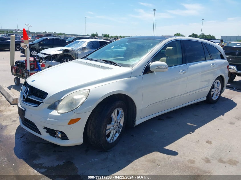 2009 Mercedes-Benz R 350 4Matic VIN: 4JGCB65E79A094220 Lot: 39217208