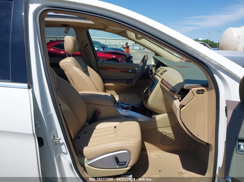 2009 Mercedes-Benz R 350 4Matic VIN: 4JGCB65E79A094220 Lot: 39217208