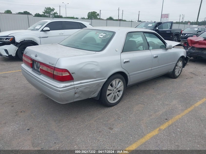 1997 Toyota Crown VIN: JZS1510060481 Lot: 39217232