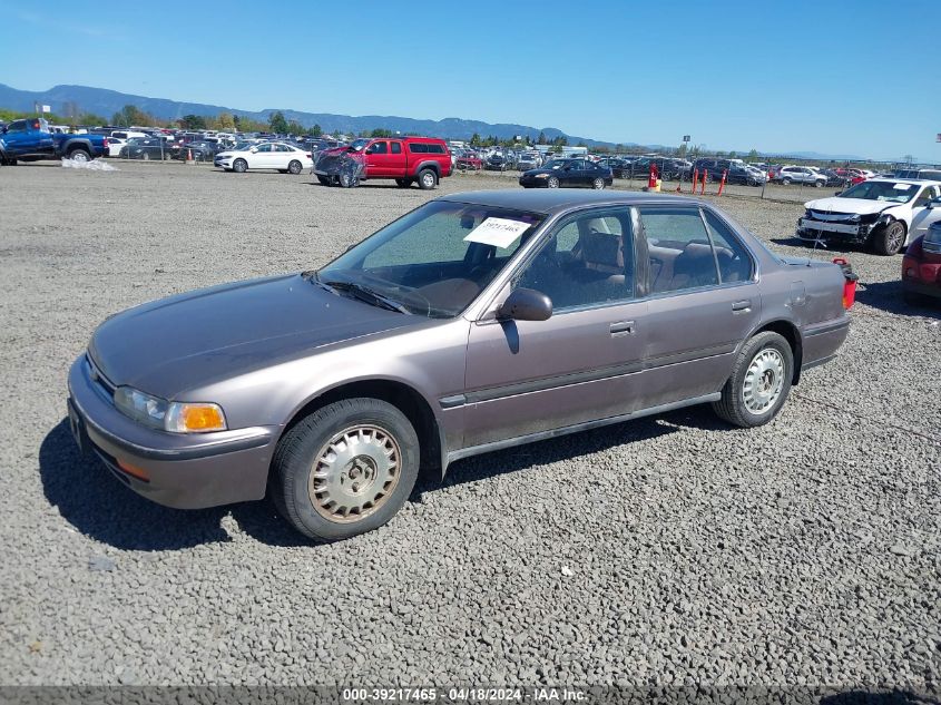 1992 Honda Accord Lx VIN: 1HGCB7653NA215779 Lot: 39217465