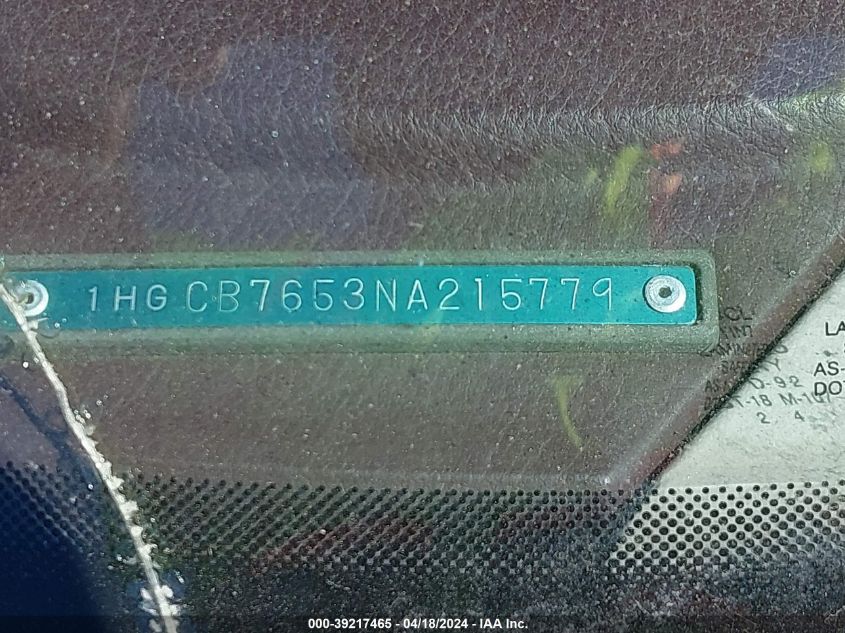 1992 Honda Accord Lx VIN: 1HGCB7653NA215779 Lot: 39217465