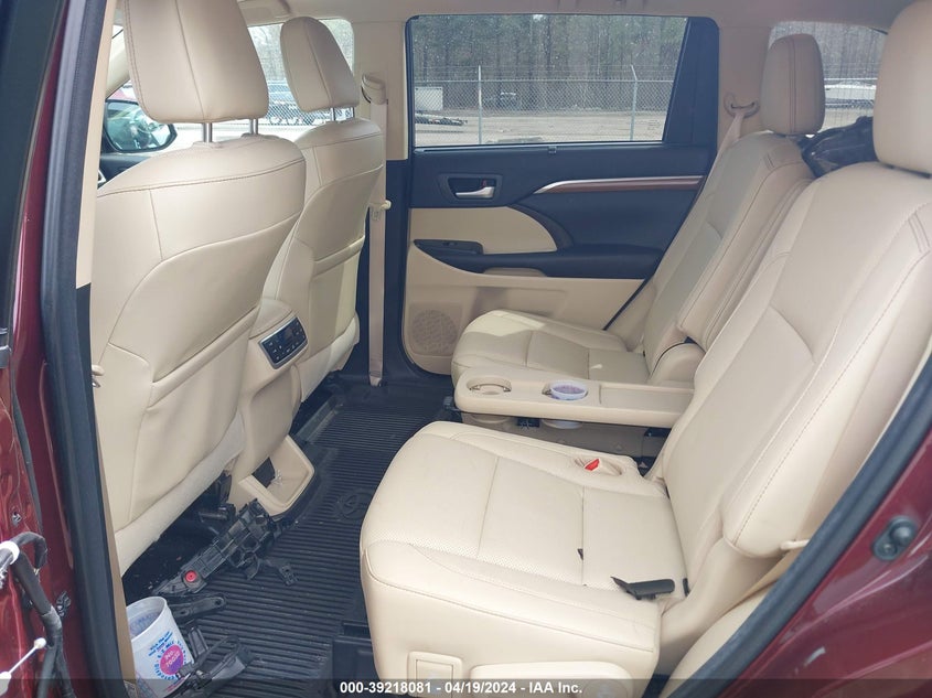 VIN 5TDDZRFH4HS438747 2017 TOYOTA HIGHLANDER LIMITED PLATINUM
