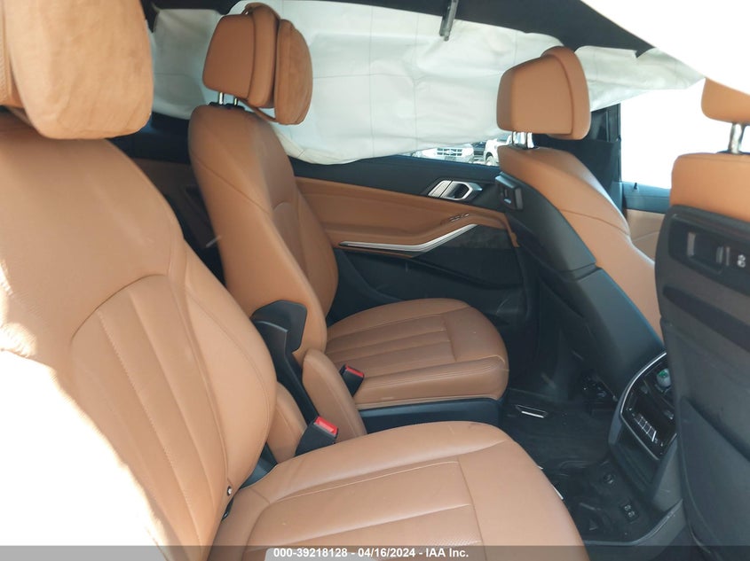 2021 BMW X7 VIN: 5UXCW2C03M9H71672