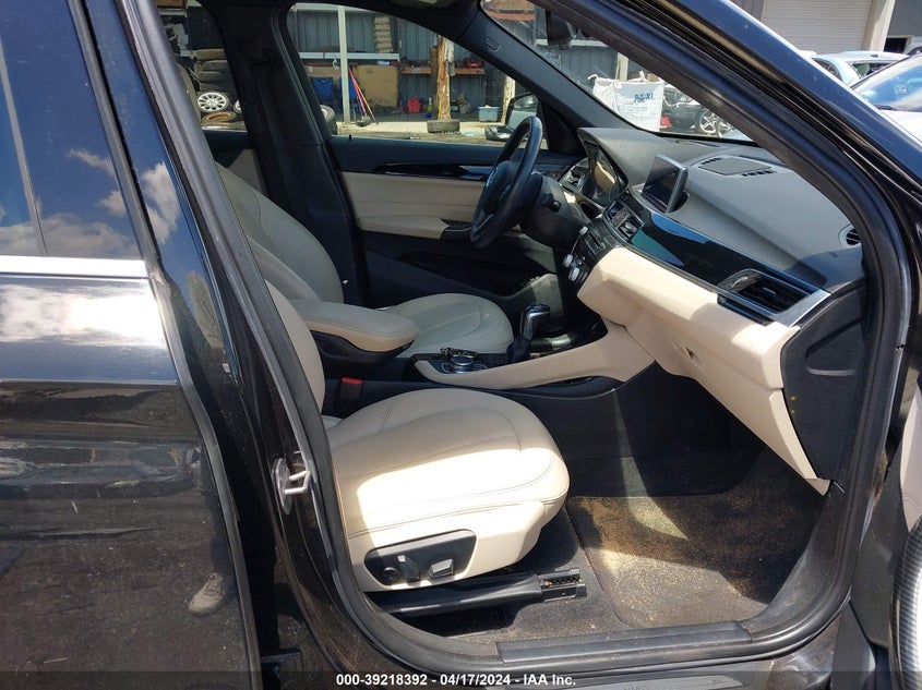 2018 BMW X1 xDrive28I VIN: WBXHT3C35J5K25491 Lot: 39218392