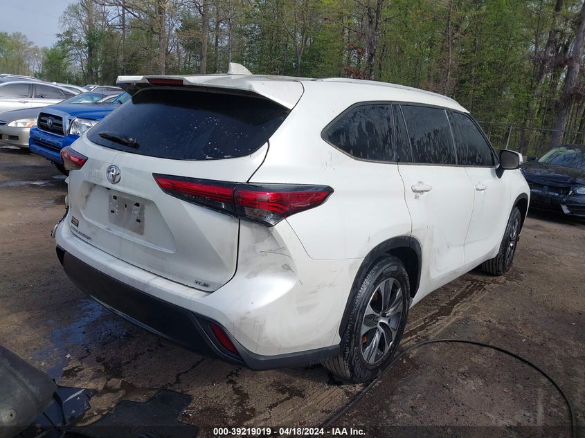 2022 TOYOTA HIGHLANDER VIN: 5TDGZRAH8NS141304