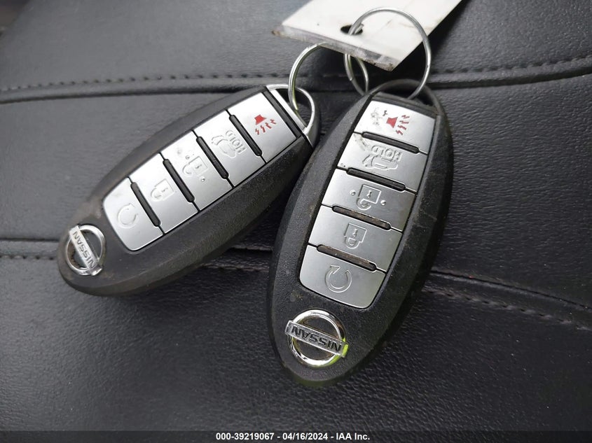 2020 NISSAN ROGUE SV FWD - KNMAT2MT2LP533944