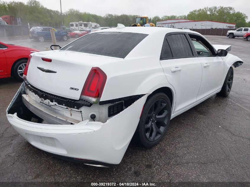 2021 Chrysler 300 Touring VIN: 2C3CCAAG5MH558339 Lot: 39219372