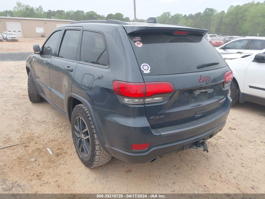 VIN 1C4RJFLG9HC842958 2017 JEEP GRAND CHEROKEE TRAILHAWK 4X4