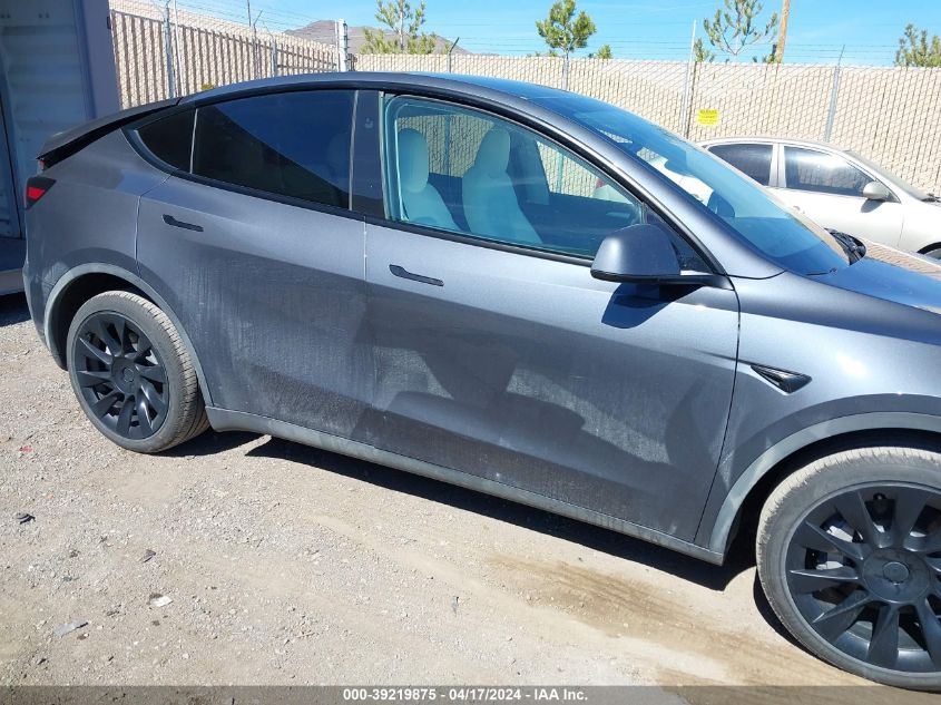 2023 Tesla Model Y Awd/Long Range Dual Motor All-Wheel Drive VIN: 7SAYGDEE4PF919024 Lot: 39219875