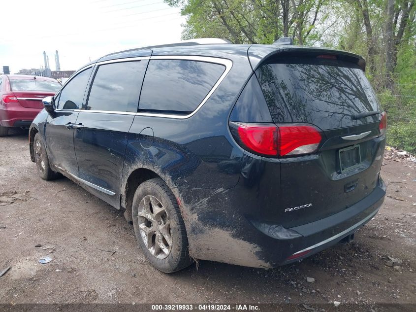 2018 Chrysler Pacifica Limited VIN: 2C4RC1GG7JR108565 Lot: 39219933