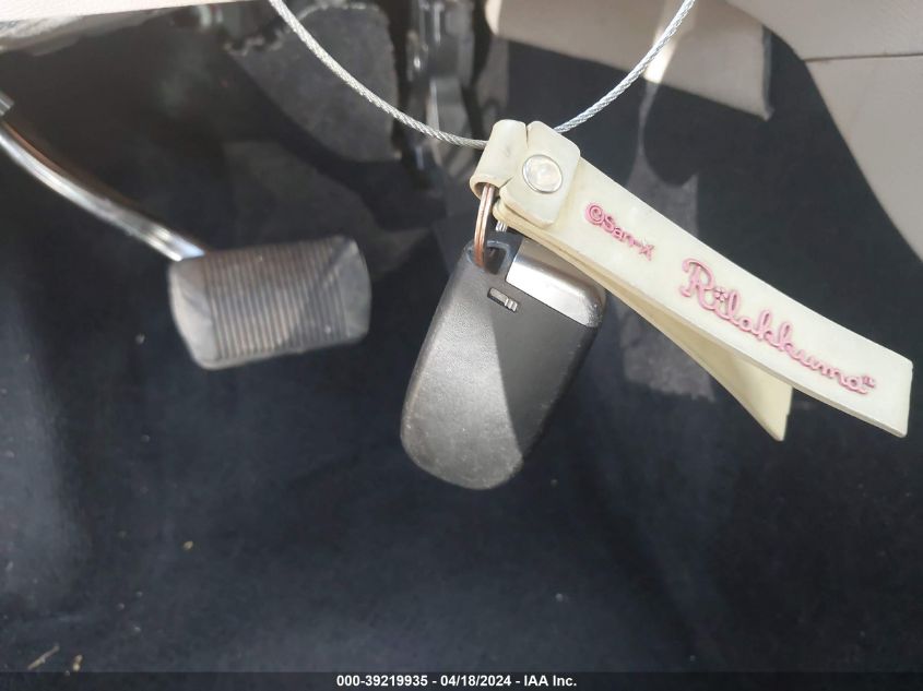 2015 Jeep Grand Cherokee Laredo VIN: 1C4RJEAG9FC104779 Lot: 39219935