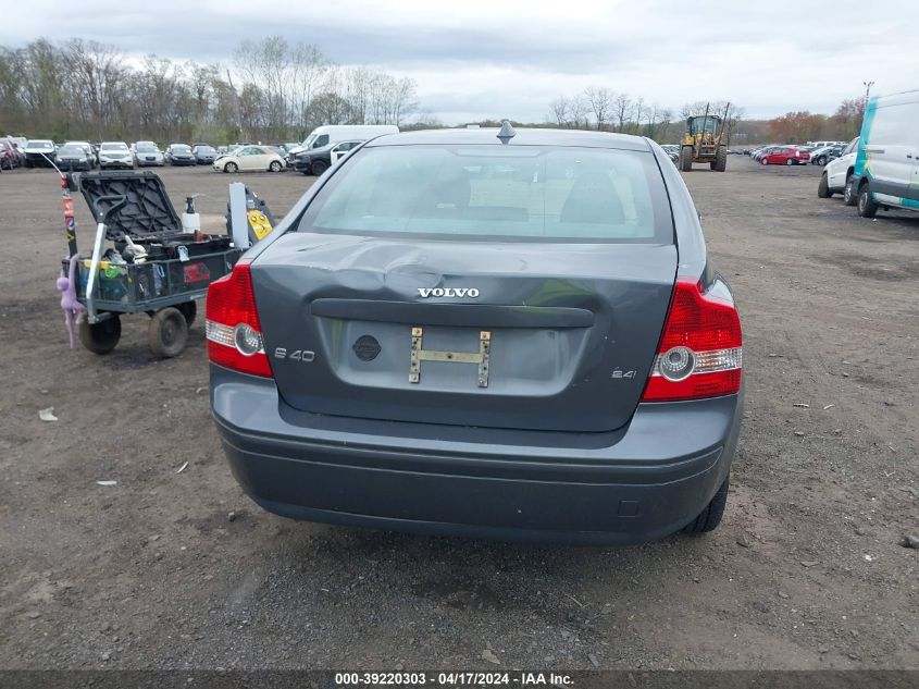 2007 Volvo S40 2.4I VIN: YV1MS382X72252642 Lot: 39220303