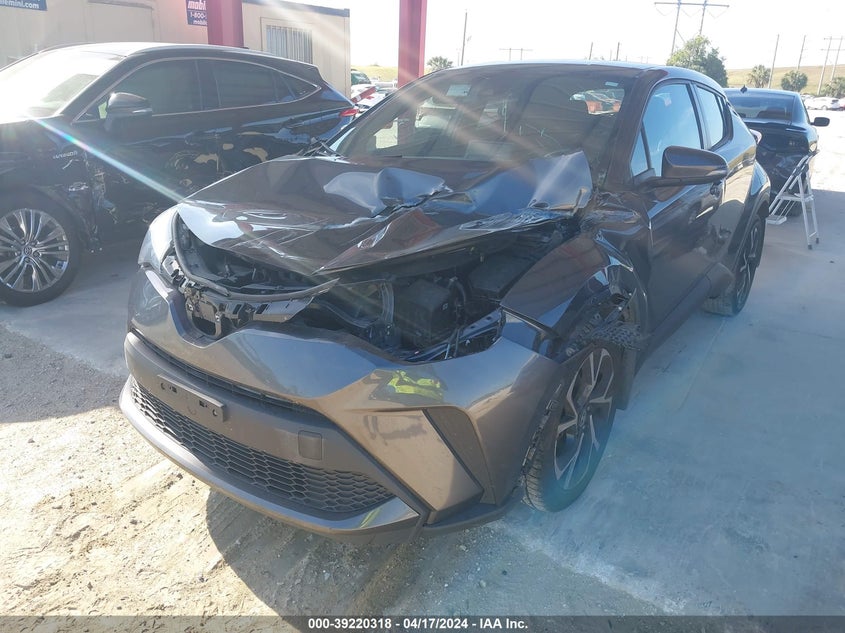 2020 Toyota C-Hr Xle VIN: NMTKHMBX3LR113816 Lot: 39220318