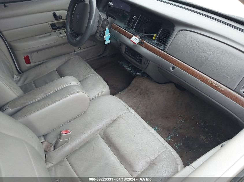 2008 Ford Crown Victoria Lx VIN: 2FAFP74V08X117066 Lot: 39220331