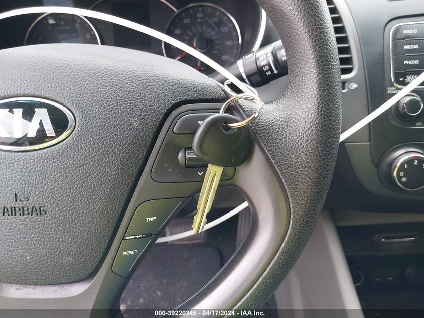 2015 KIA FORTE LX - KNAFK4A62F5264053
