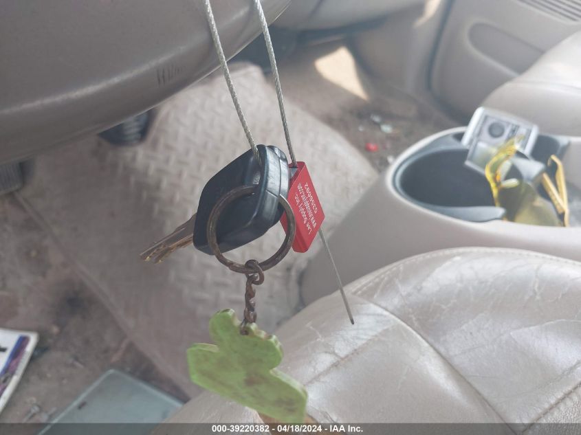 2002 Ford F-150 Lariat/Xlt VIN: 1FTRW08LX2KC44251 Lot: 39220382