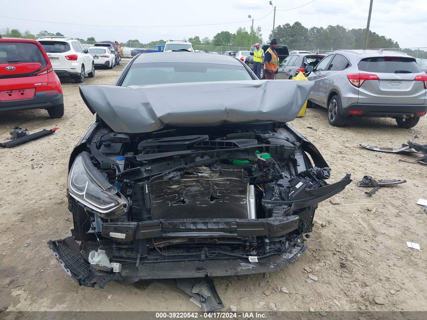 2018 HYUNDAI SONATA SE - 5NPE24AF9JH637788