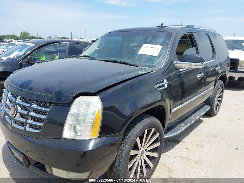 2007 Cadillac Escalade Standard VIN: 1GYEC63807R346910 Lot: 39220566