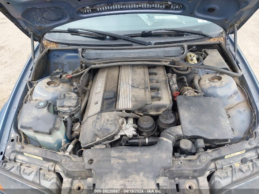 2001 BMW 325I VIN: WBAAV33421FV04096 Lot: 39220687