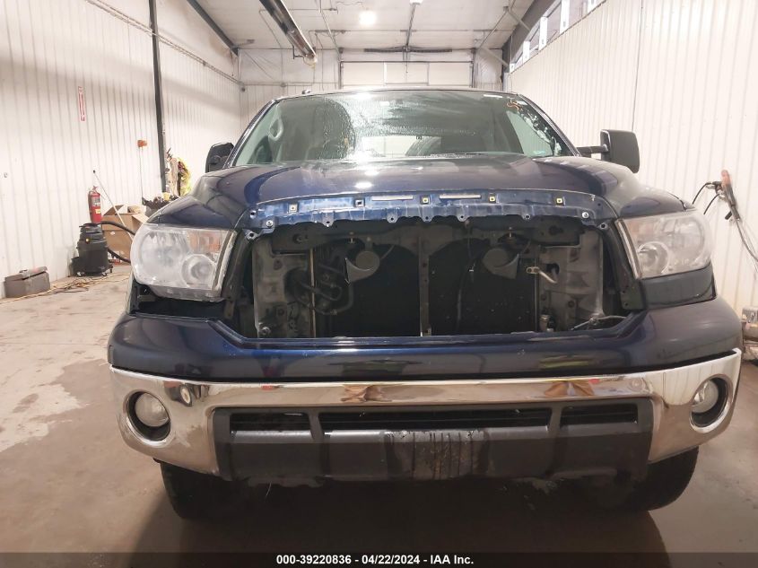 2010 Toyota Tundra Grade 5.7L V8 VIN: 5TFDW5F1XAX149862 Lot: 39220836