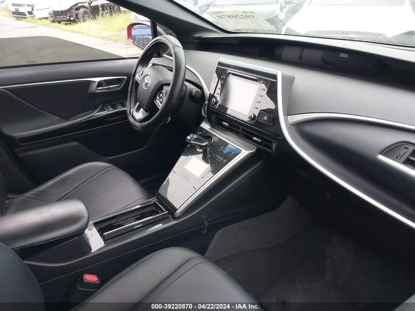 VIN JTDBVRBD6JA005214 2018 TOYOTA MIRAI