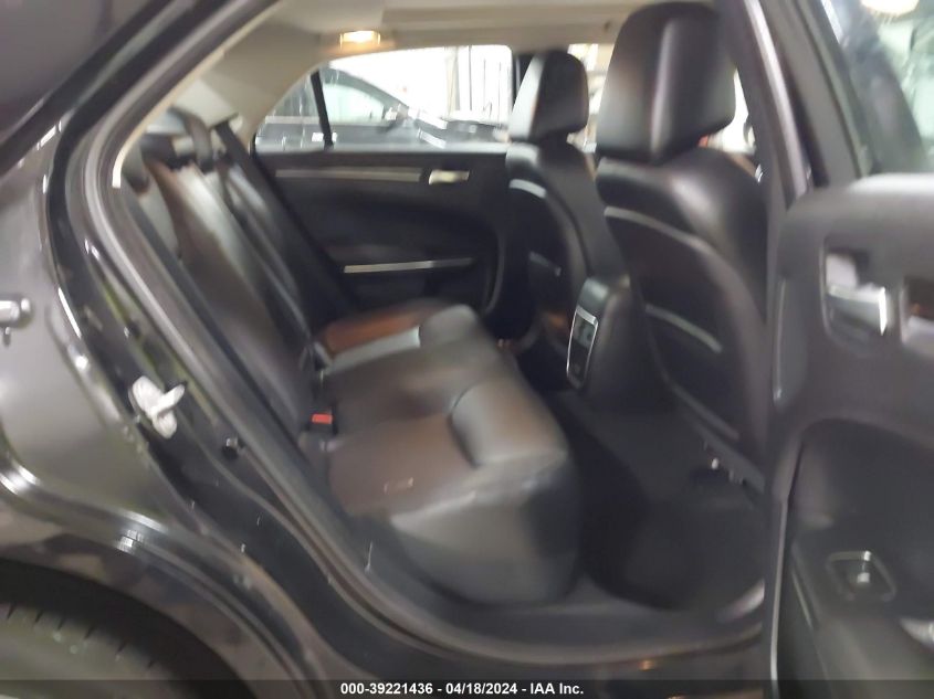 2016 Chrysler 300 Limited VIN: 2C3CCARG1GH208991 Lot: 39221436