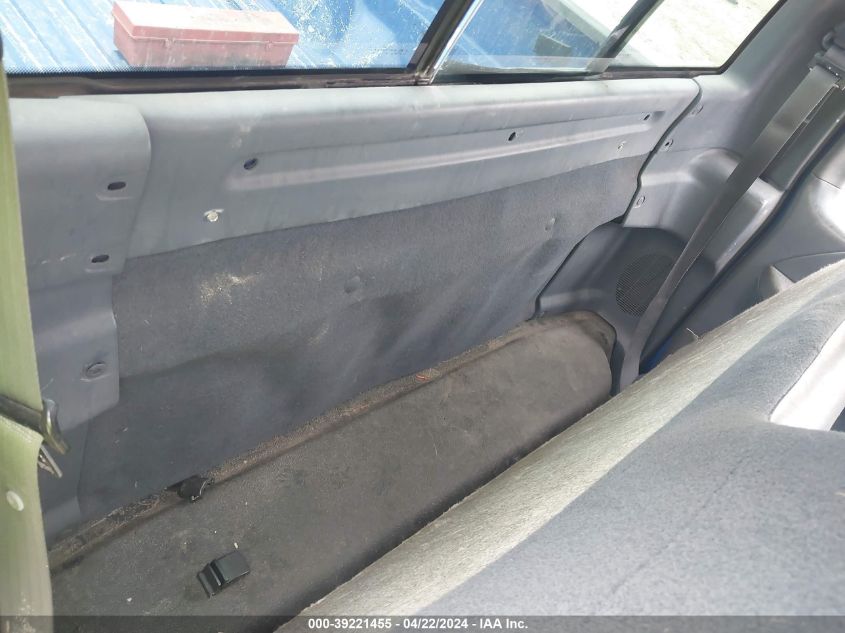 1999 Ford F-250 Lariat/Work Series/Xl/Xlt VIN: 1FTPF27Z1XKB90516 Lot: 39221455