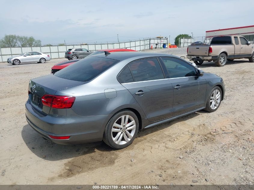 2013 VOLKSWAGEN JETTA GLI - 3VW4A7AJXDM260520