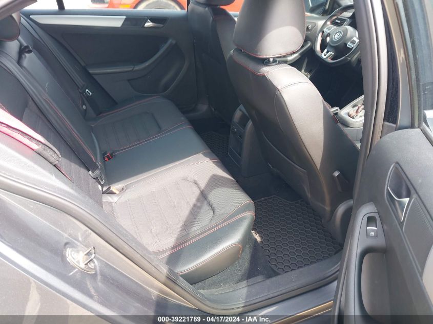 2013 VOLKSWAGEN JETTA GLI - 3VW4A7AJXDM260520
