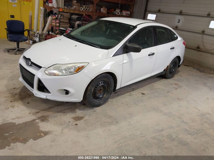 2013 Ford Focus S VIN: 1FADP3E25DL185438 Lot: 39221860