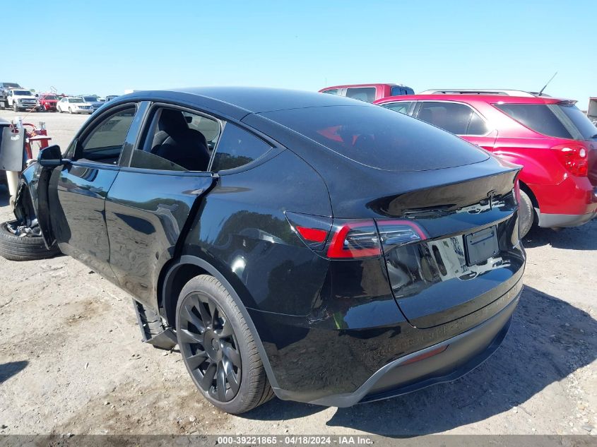 2024 Tesla Model Y Long Range Dual Motor All-Wheel Drive VIN: 7SAYGDEE6RF982886 Lot: 39221865