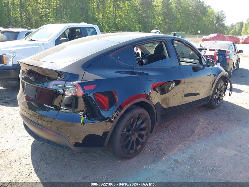 2024 Tesla Model Y Long Range Dual Motor All-Wheel Drive VIN: 7SAYGDEE6RF982886 Lot: 39221865