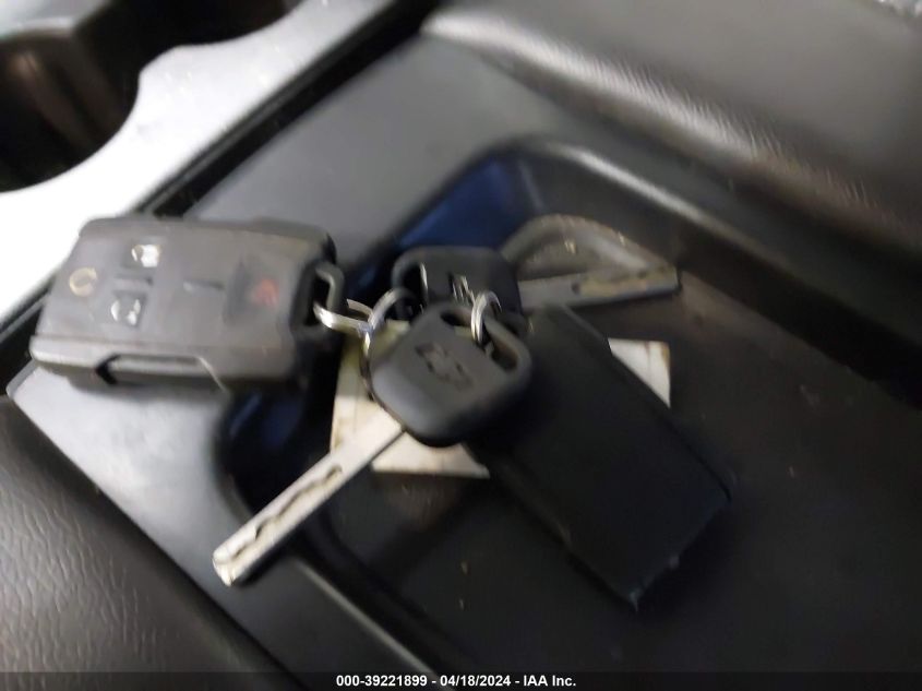 2015 Chevrolet Silverado 1500 2Lt VIN: 3GCUKREC8FG200034 Lot: 39221899