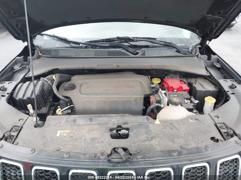 VIN 3C4NJCBB3LT241478 2020 JEEP COMPASS LATITUDE
