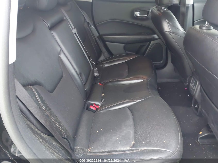 VIN 3C4NJCBB3LT241478 2020 JEEP COMPASS LATITUDE