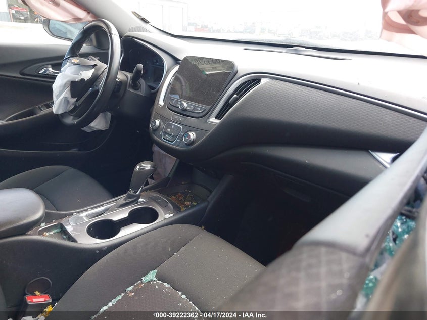 2020 CHEVROLET MALIBU FWD RS - 1G1ZG5ST1LF141435