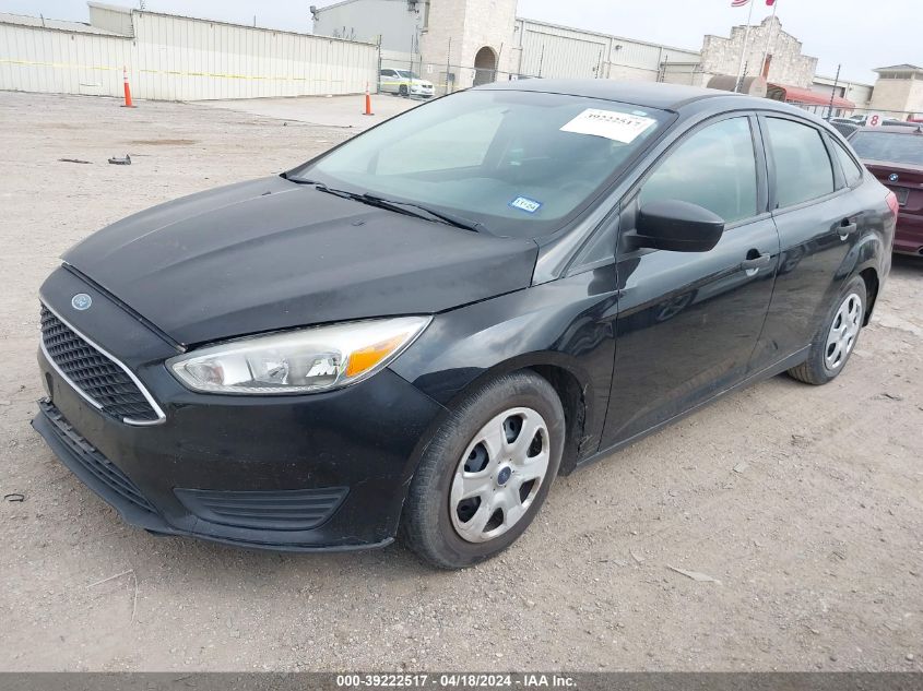2016 Ford Focus S VIN: 1FADP3E27GL202762 Lot: 39222517