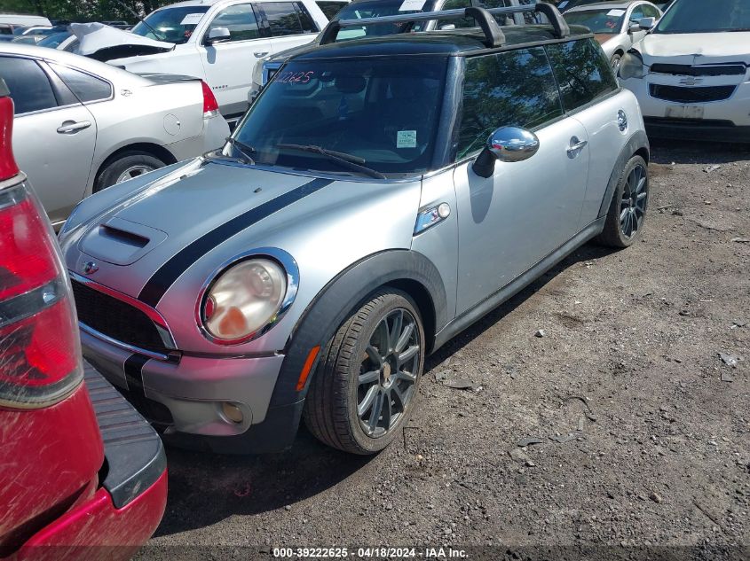 2007 Mini Cooper S VIN: WMWMF73567TL90155 Lot: 39222625