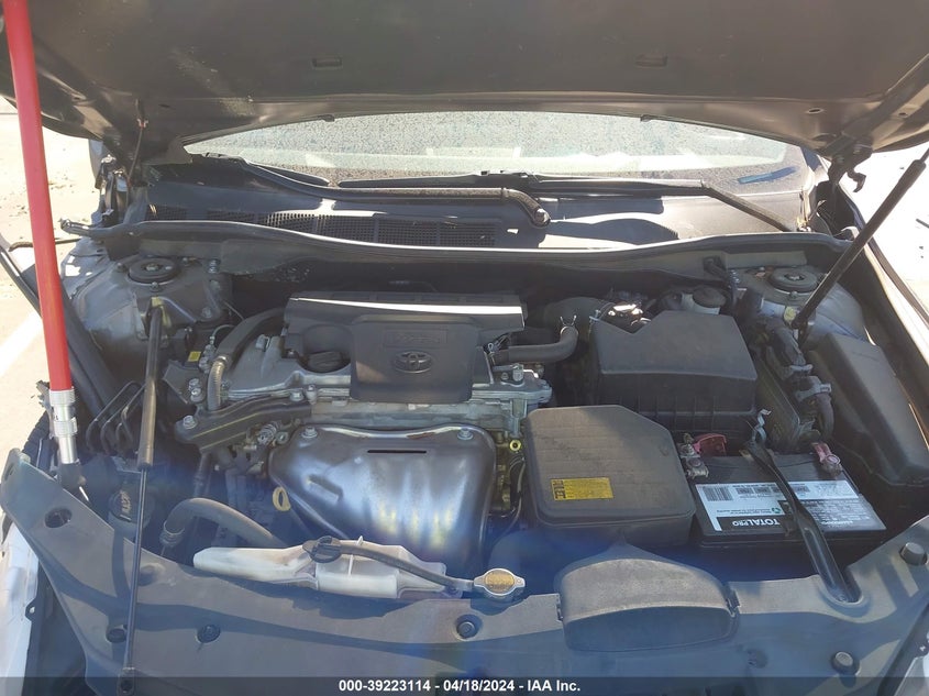 2015 Toyota Camry Le VIN: 4T4BF1FK8FR483018 Lot: 39223114