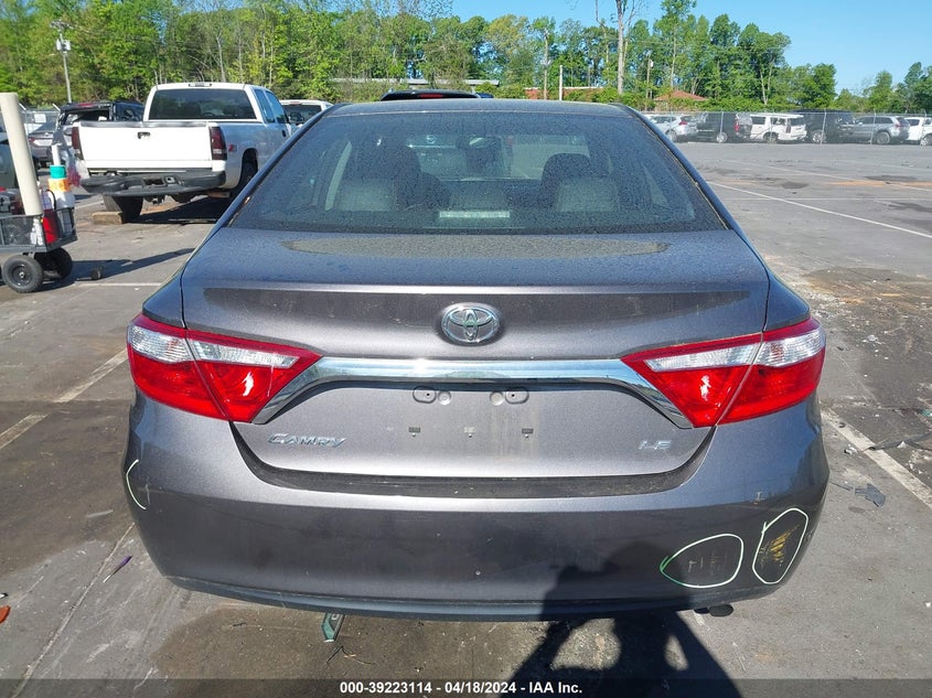 2015 Toyota Camry Le VIN: 4T4BF1FK8FR483018 Lot: 39223114