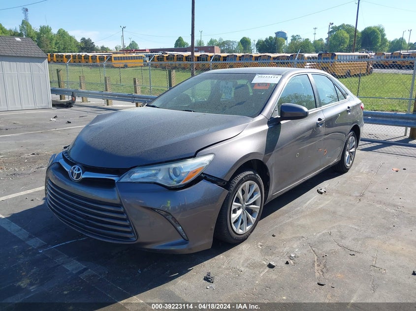 2015 Toyota Camry Le VIN: 4T4BF1FK8FR483018 Lot: 39223114